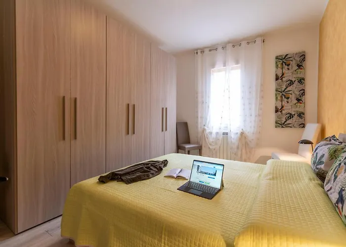 Ponte Squero Flat M0270423226 * ヴェネツィア