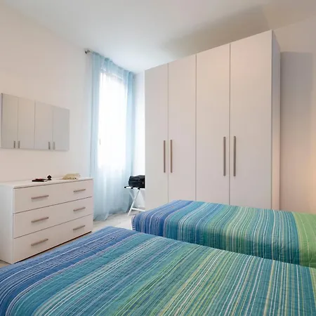 Ponte Squero Flat M0270423226 Venice